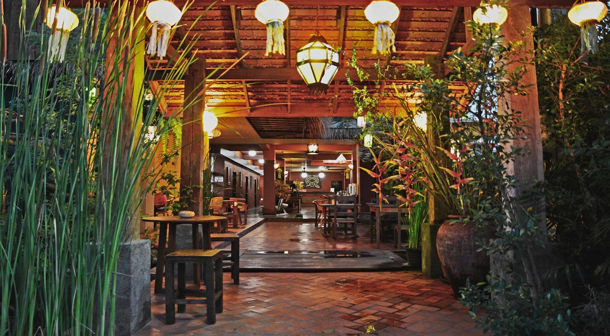 Green Tiger House Чиангмай Экстерьер фото